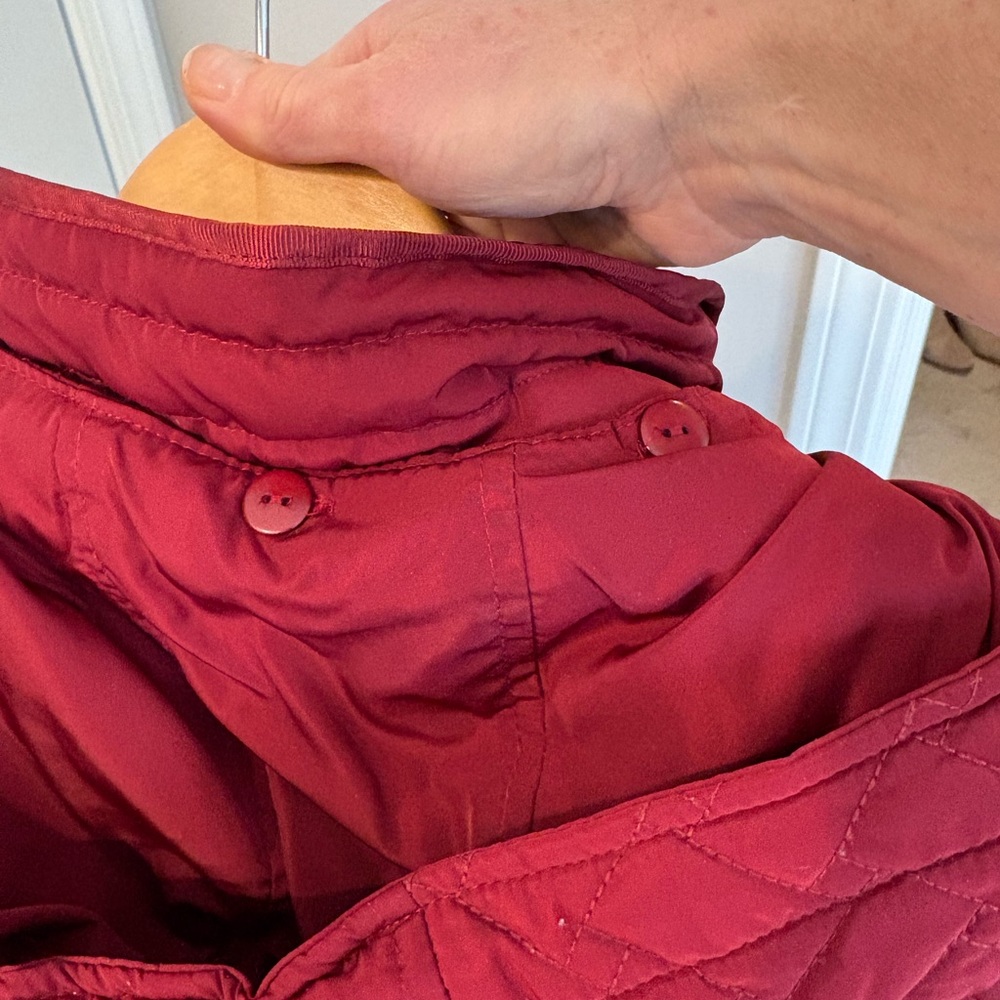 Gallery Women's Quilted Red Coat Coat - Size Small - Picture 5 of 7